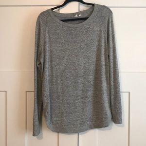 Gap sweater in grey. Size large.